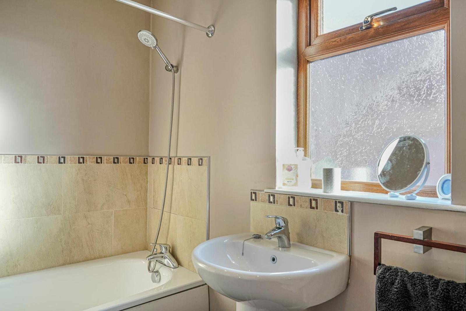 3 Bed House, Quiet Location Close To Bangor Dış mekan fotoğraf